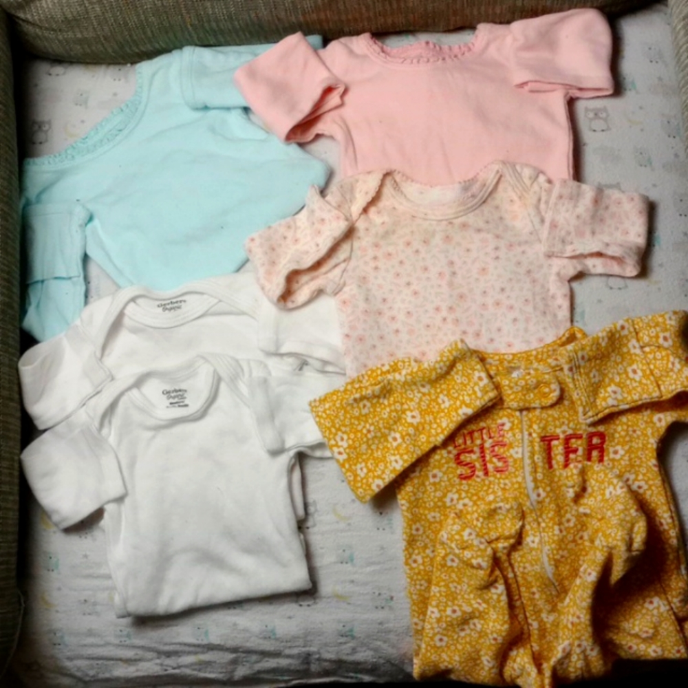 SIX PIECE CARTER'S (long sleeve) Bundle